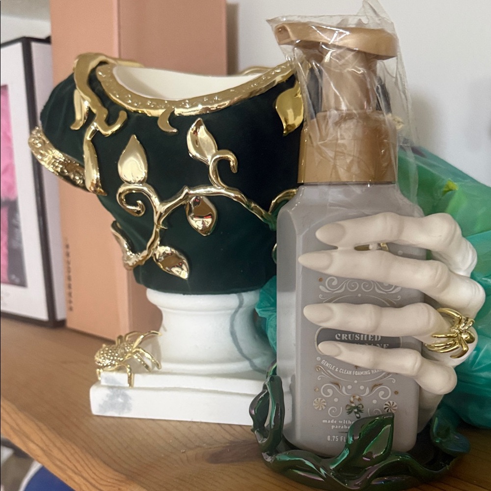 Bath & Body Works Green and Gold Accent Vase